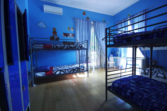 Cómics casa de huéspedes hostal temático roma
