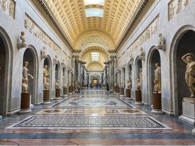pasillo del museo del vaticano