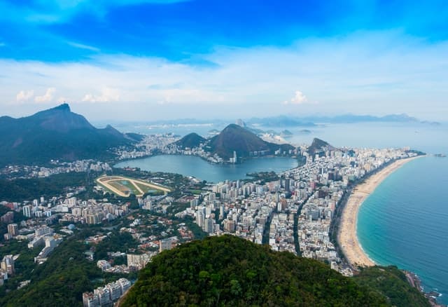tour de brasil vista de la ciudad
