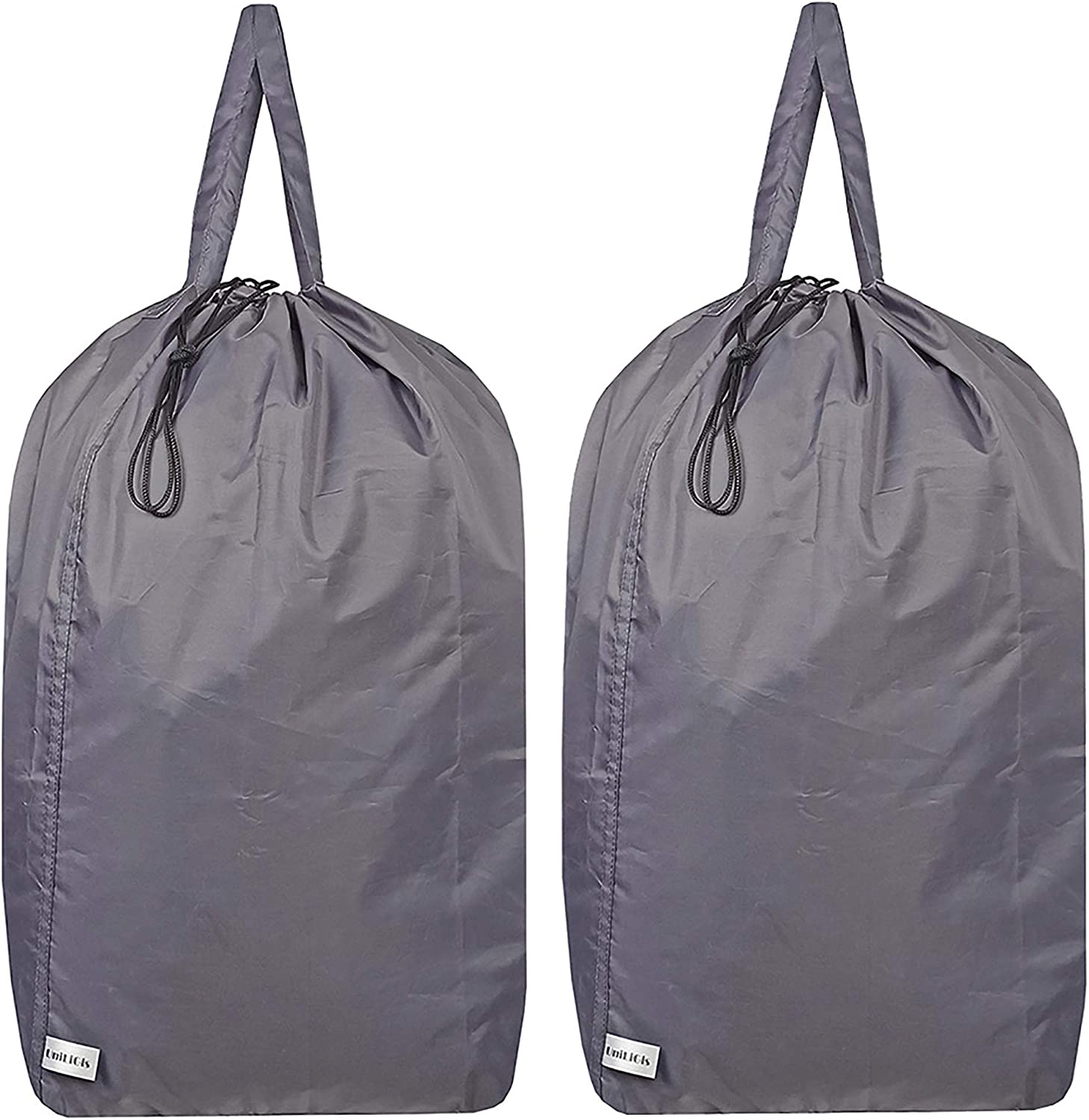 dos bolsas de lavandería con cordón gris de Amazon