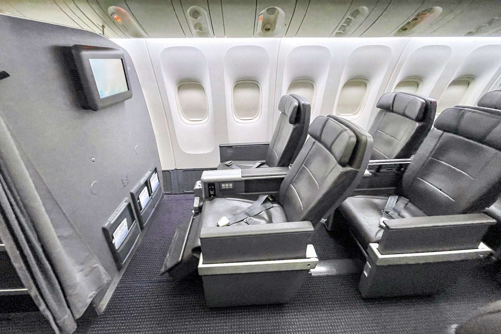 Reseña: clase económica premium de American Airlines en el Boeing 777