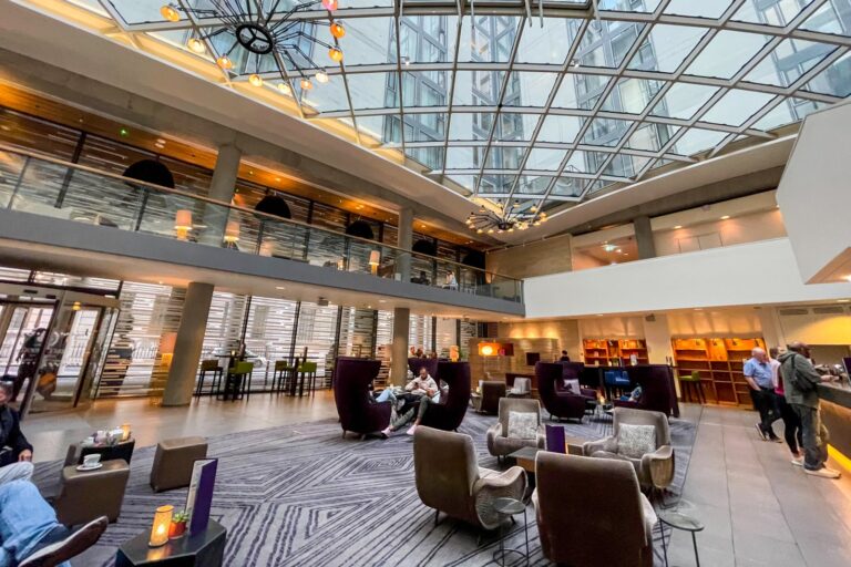 Un hotel asequible para negocios o placer: una reseña del DoubleTree by Hilton London – Torre de Londres
