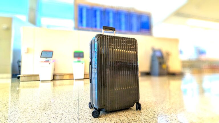 Revisión de Rimowa Essential Check-In L