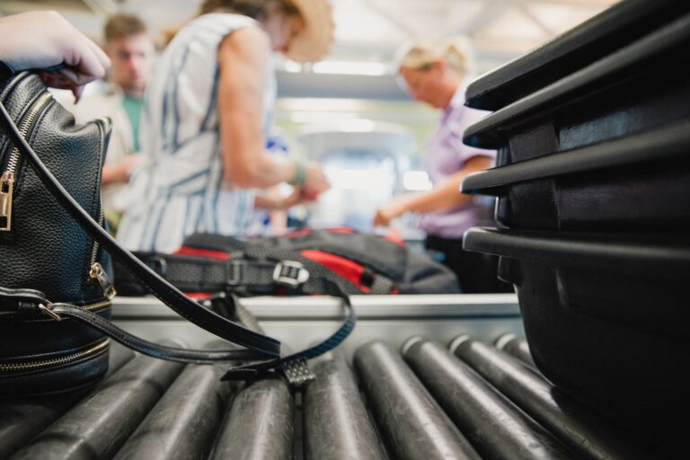 Por qué debería obtener TSA PreCheck y Clear y cómo puede ahorrar en ambos