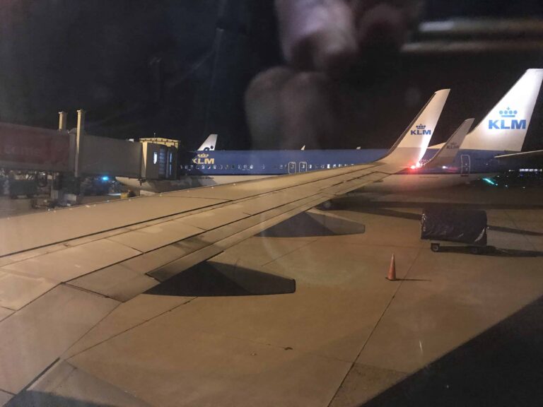 KLM: reseña sobre el vuelo Ámsterdam → Hamburgo en B737