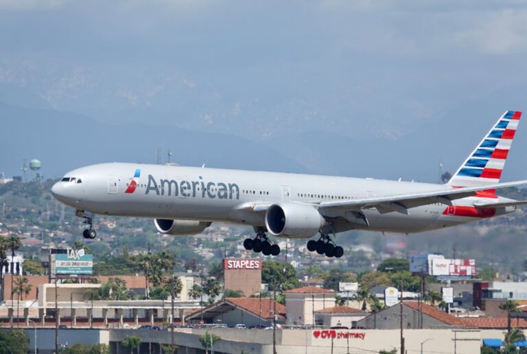 Guía para cambiar o cancelar vuelos de American Airlines