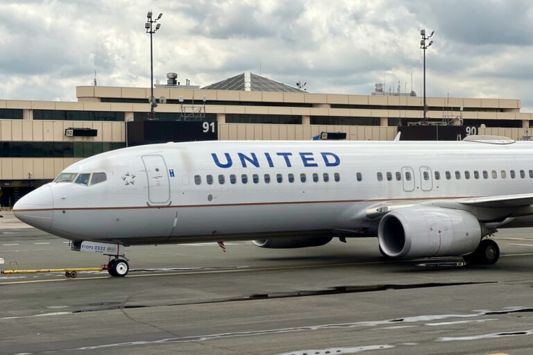 Tarifas de equipaje de United Airlines y cómo evitar pagarlas