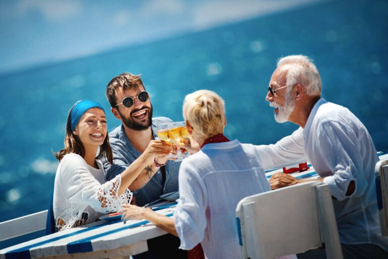 Las mejores líneas de cruceros solo para adultos
