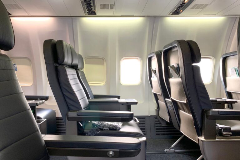 Revisión de primera clase del United 757-300 desde LAX a Chicago