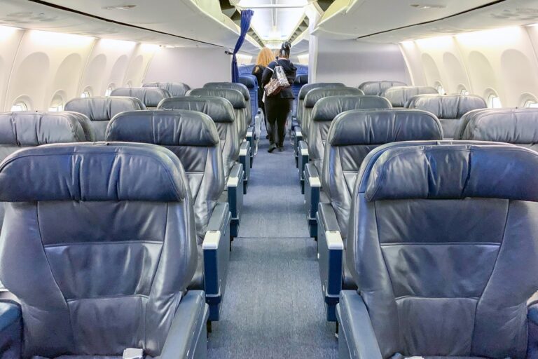 Reseña: United 737-900ER Business Class de Newark a Cancún