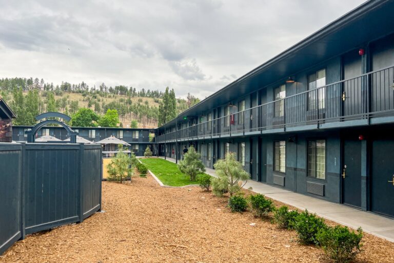 Estilo retro, confort moderno: reseña de High Country Motor Lodge