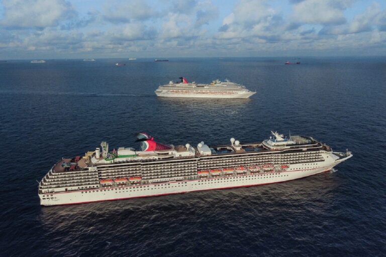 ¿Cuáles son los barcos Carnival más nuevos?  Cruceros Carnival por edad