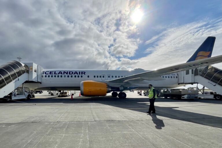 Cuatro razones para volar en Saga Class en el nuevo 737 MAX de Islandia en lugar del 767 más grande
