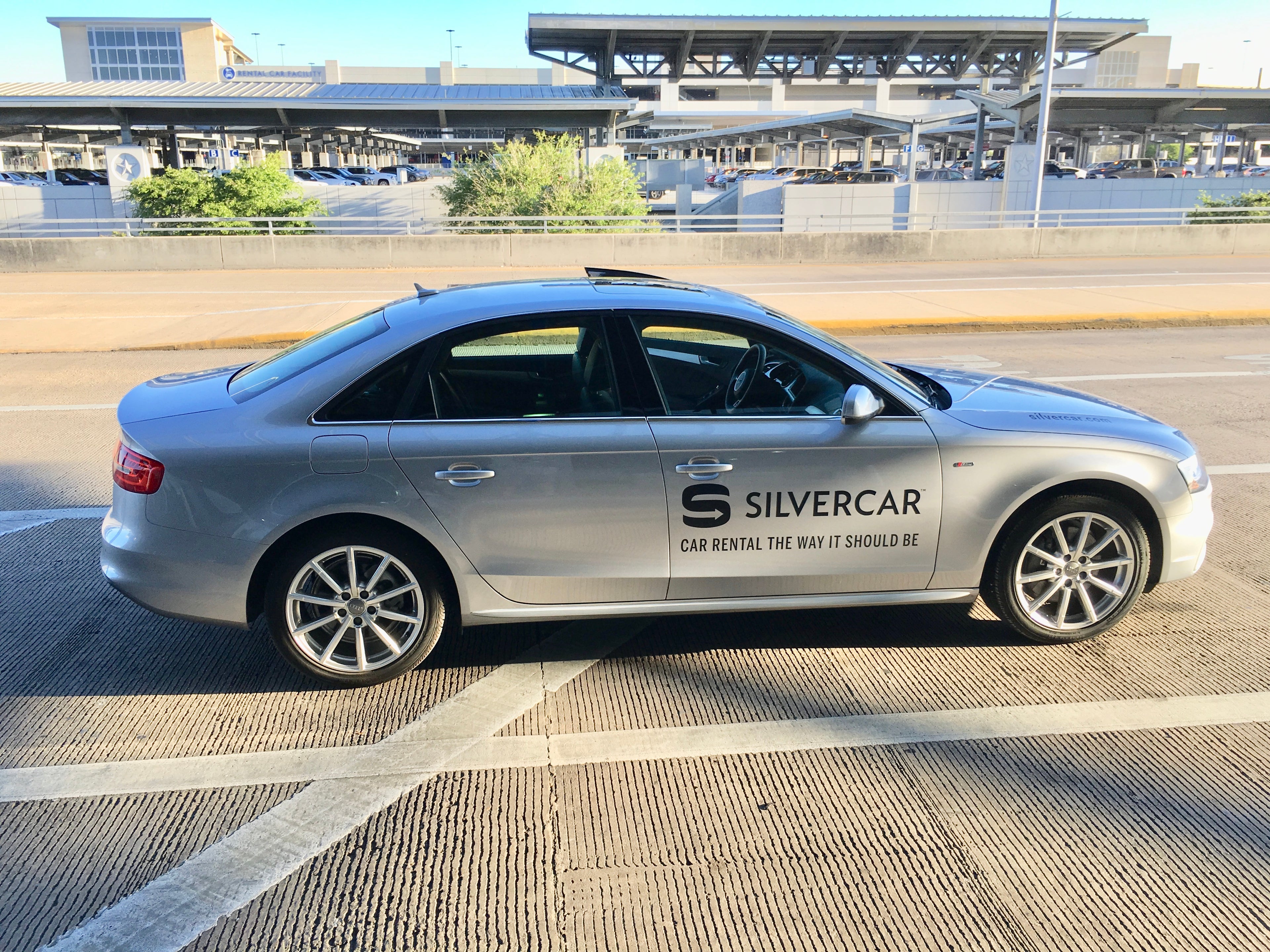Silvercar Guía para alquilar en Silvercar - Viajerononstop.com