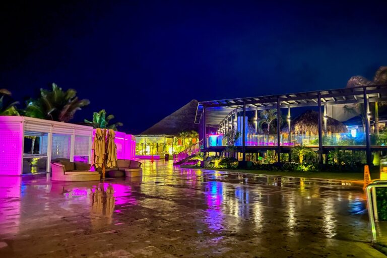 Cosas que debe saber antes de reservar una estancia en Royalton Chic Punta Cana