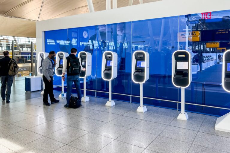 Clear Reserve: Cómo reservar tu lugar en seguridad aeroportuaria