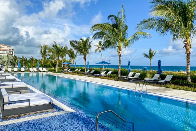 Lujo en una de las mejores playas del mundo: una estancia en The Ritz-Carlton, Turks & Caicos