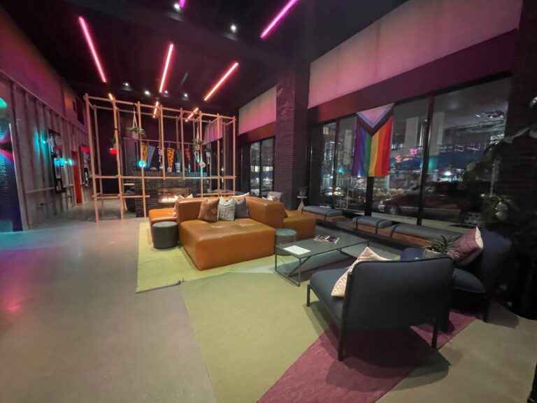 Genial para Instagram pero no para pasar la noche: revisión del Moxy Portland Downtown