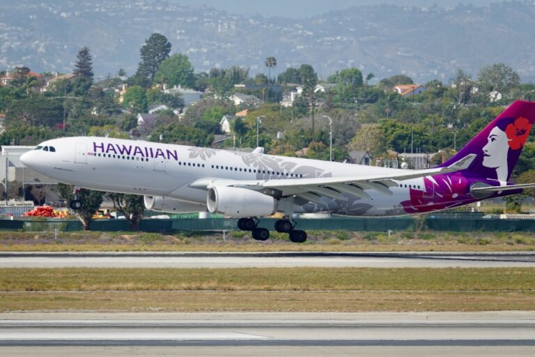 Tarifas de equipaje de Hawaiian Airlines y cómo evitar pagarlas