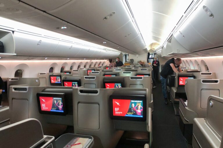 Guía completa del programa de viajero frecuente de Qantas – The Points Guy