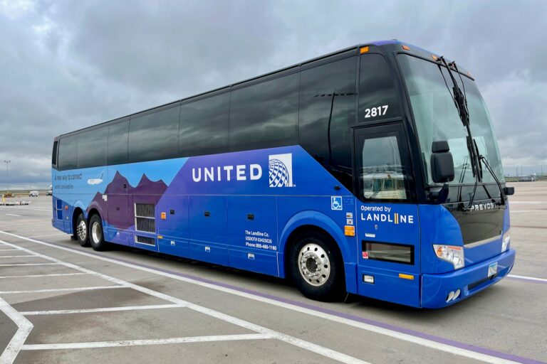 Revisión: el nuevo servicio de autobús de United entre Denver y Breckenridge
