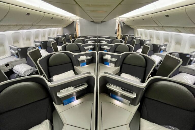 Cómo utilizar las actualizaciones de todo el sistema de American Airlines