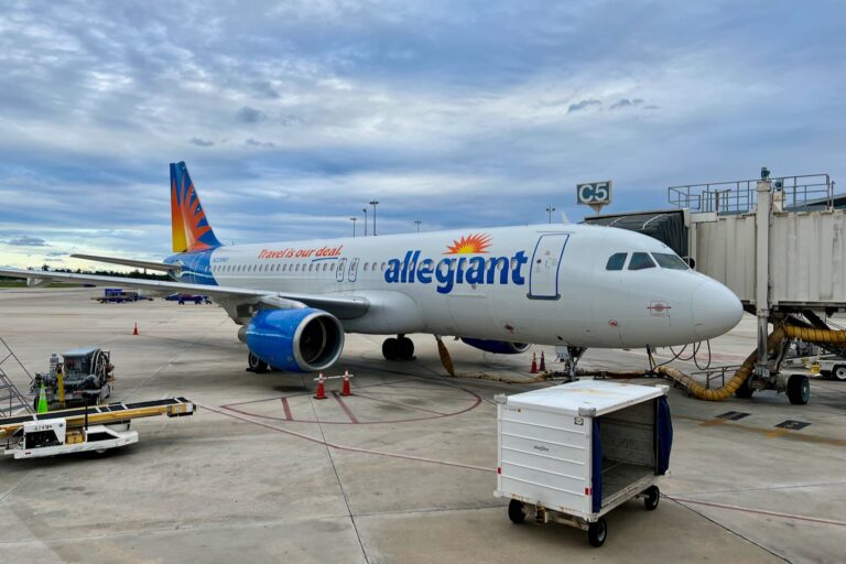 ¿Se puede actualizar en Allegiant Air?