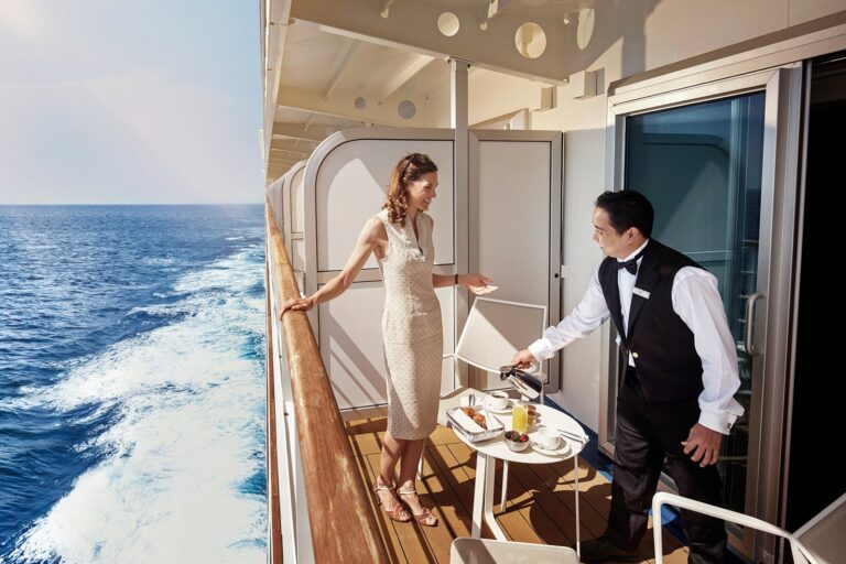 Seis razones por las que querrás reservar un camarote con balcón en tu próximo crucero
