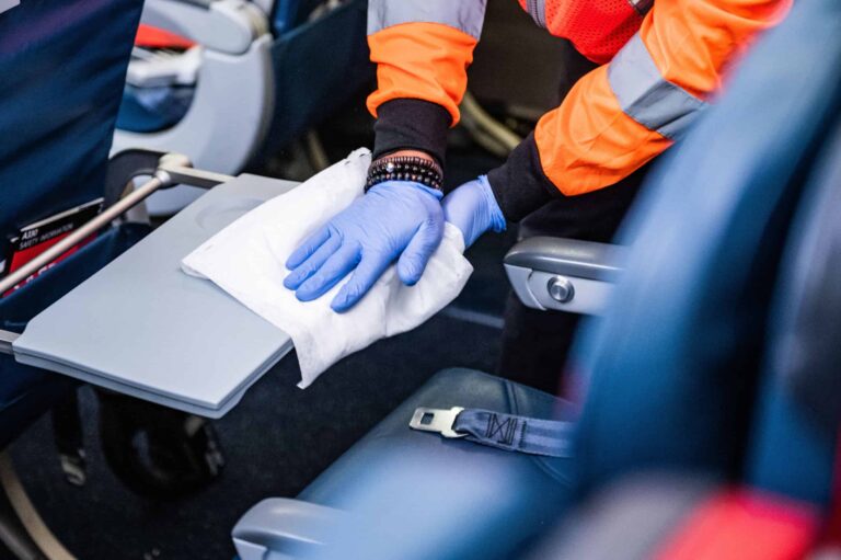 Coronavirus: cambiar un vuelo o cancelar un billete de avión gratis