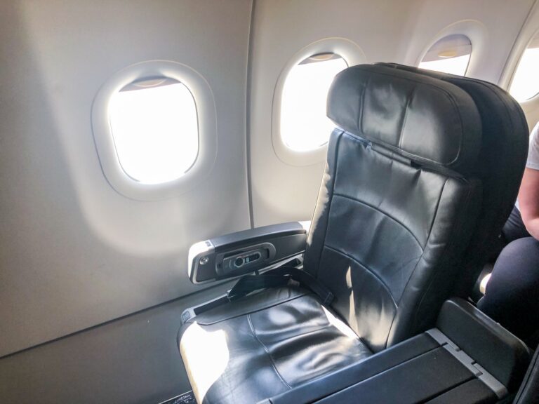 Reseña: Primera clase de American Airlines en el A321, de ORD a MIA