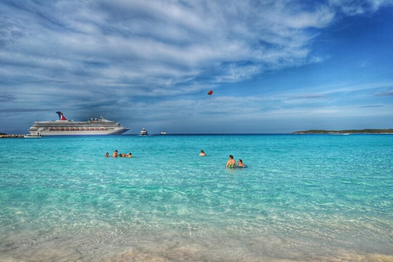Guía de cruceros por Bahamas: mejores itinerarios, consejos y actividades