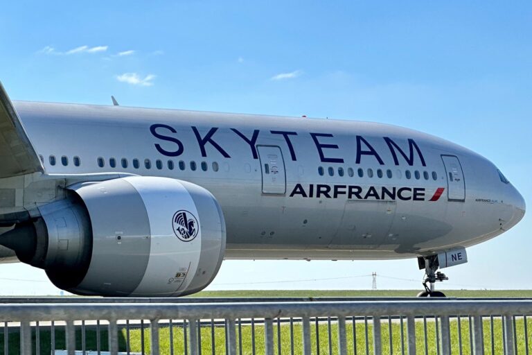 Guía de alianzas SkyTeam: aerolíneas, salas VIP y estatus