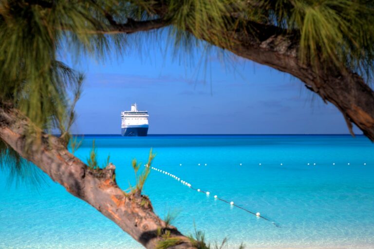 ¿Qué es la Ley Jones y cómo afecta a los cruceros?