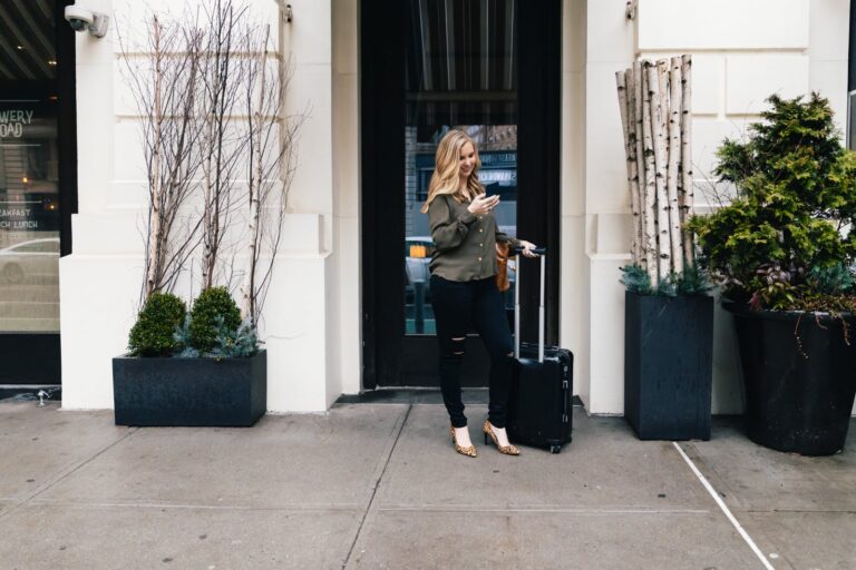 Reseña del equipaje de mano Rimowa: maleta de cabina pequeña Rimowa Essential