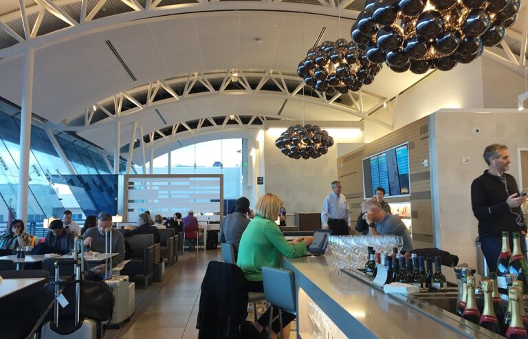 Reseña: Salón Flagship de American Airlines en LAX