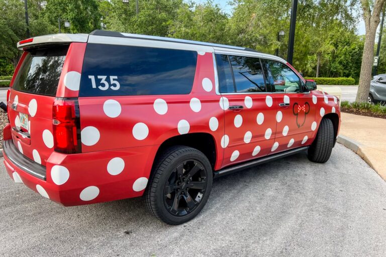 Cómo utilizar las Vans de Minnie de Disney World