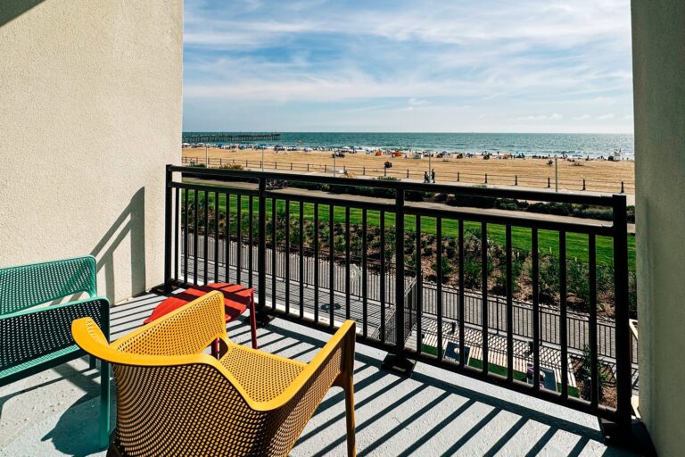 ¿Puede Moxy funcionar para familias? Nuestra estadía en el Moxy Virginia Beach Oceanfront