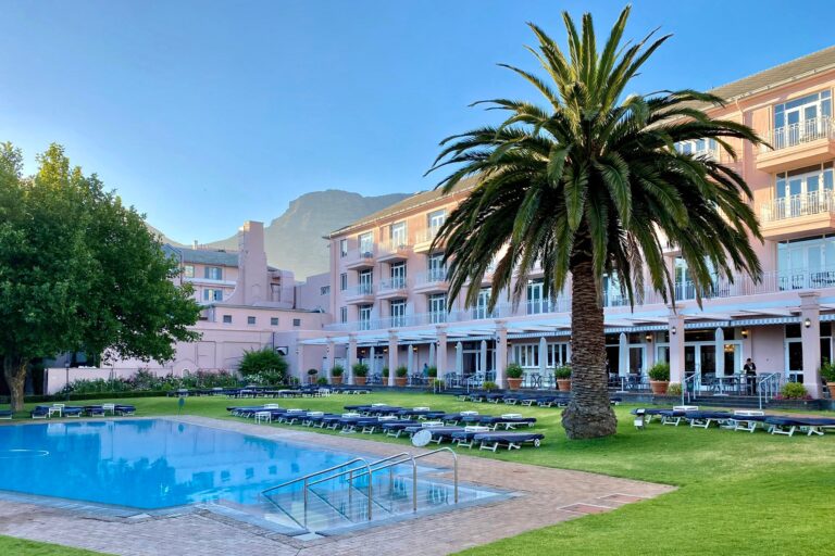 La clásica Ciudad del Cabo con grandes ventajas: reseña del Belmond Mount Nelson