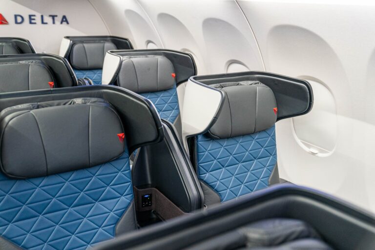 Guía para mejorar tu vuelo en las principales aerolíneas de EE. UU.