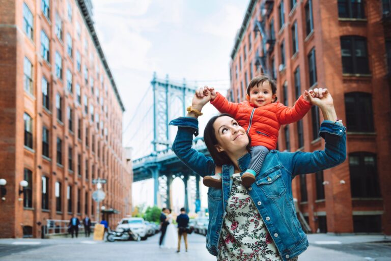 Viajar solo: las mejores vacaciones para padres solteros con niños