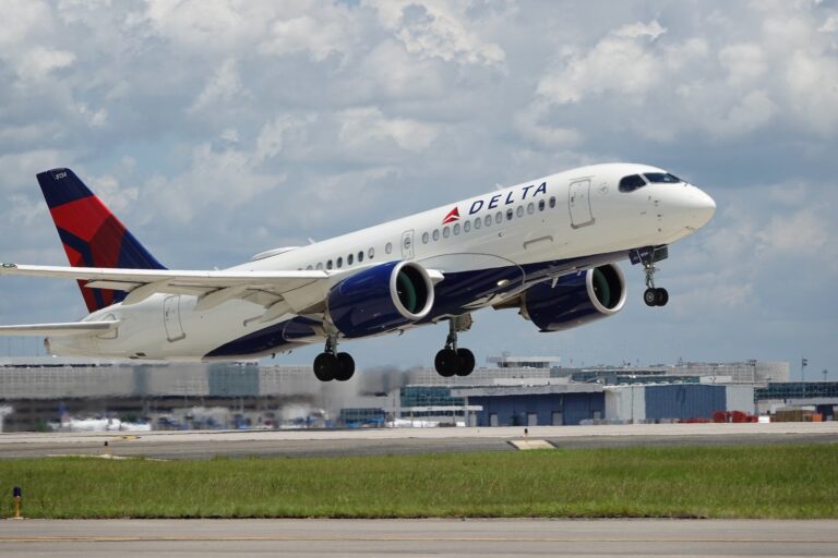 Cómo ganar y maximizar 100 000 Delta SkyMiles