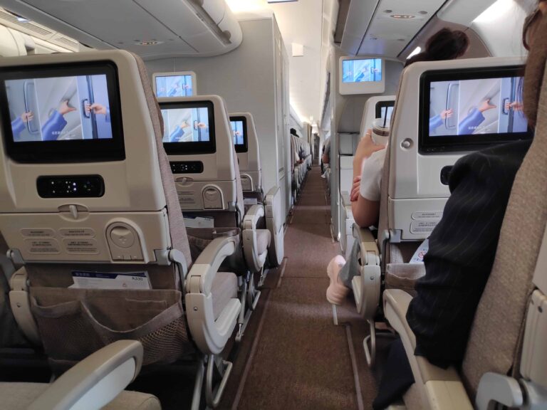 Elige sabiamente tu asiento en un avión usando mapas de cabina