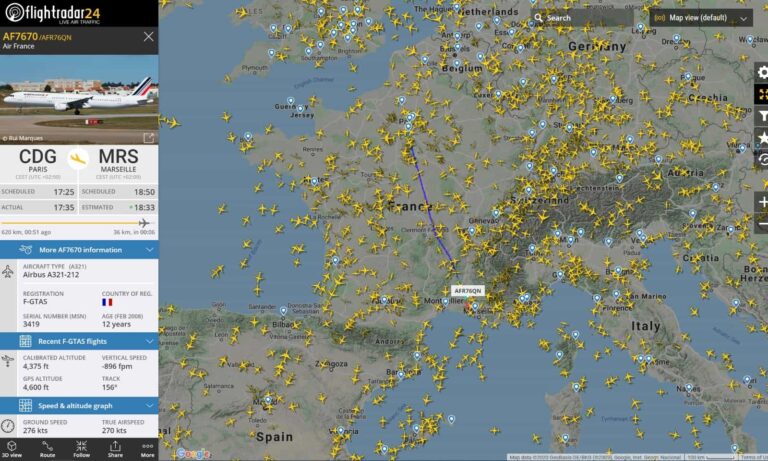 Sigue el progreso de un vuelo en tiempo real en un mapa