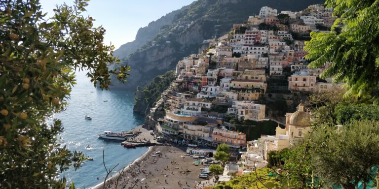 Dónde derrochar y dónde ahorrar en la Costa Amalfitana de Italia