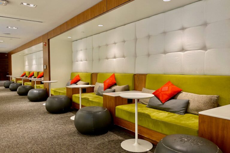 Reseña: Amex Centurion Lounge en el aeropuerto LaGuardia de Nueva York