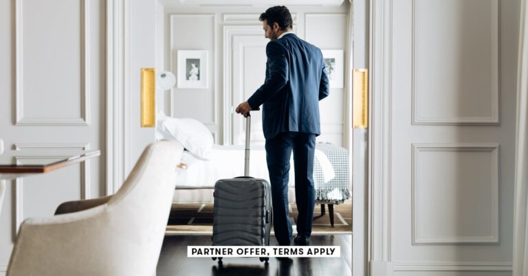 Comparación de Marriott Bonvoy Bold y Hilton Honors Amex