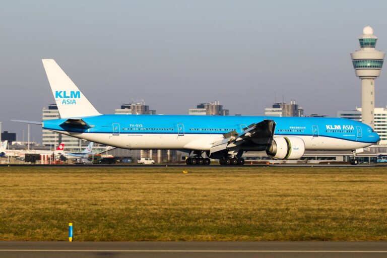 Una cabina propia: KLM (777) en Economy Amsterdam-JFK