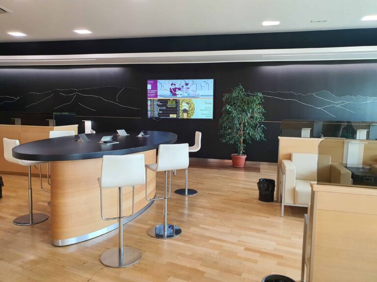 Visite el Piemonte Lounge Lounge en Turín (TRN)