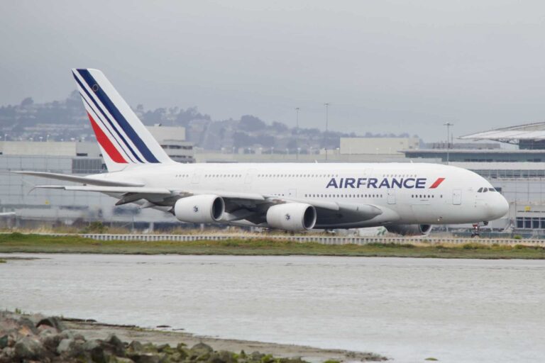 Tarjeta regalo de Air France: paga 200 € y recibe un crédito de 220 €